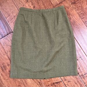 Vintage 100% Wool Women’s Pencil Skirt Size 6 Made in the USA Olive Green